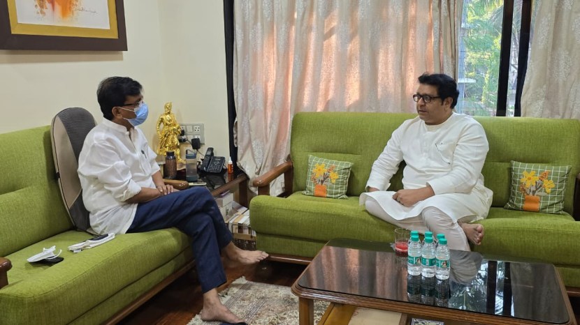 raj thacekray meet sanjay raut at bhandup
