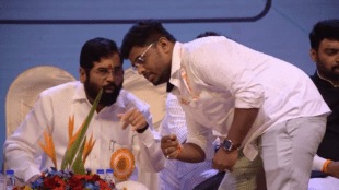 Nikhil Budjade Shinde group's Tembhinaka branch shakhapramukh, has taken the stand to file an independent application for elections