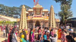 vivalvede-mahalaxmi-temple-margashirsha-sunday-crowd