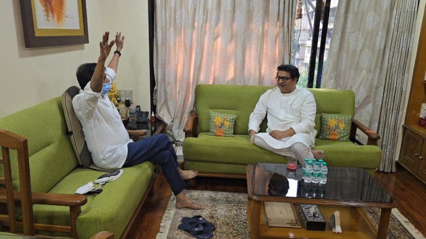 what sanjay raut told to raj thackeray