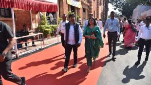 Assembly session resembles fashion parade exposing decline in political seriousness and legislative responsibility