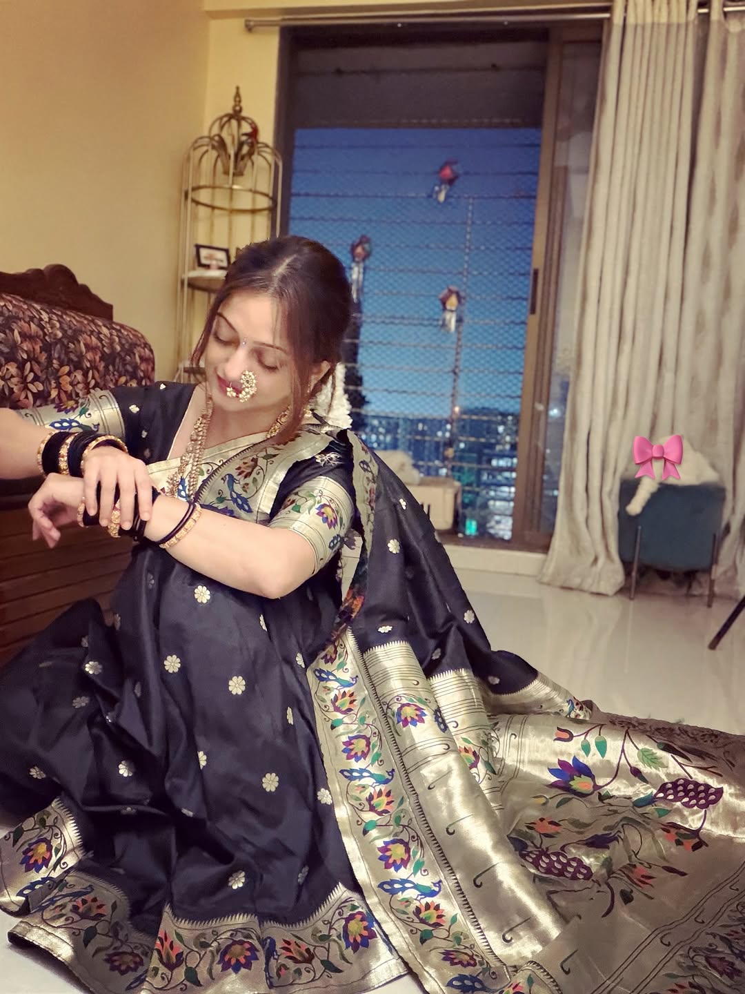 Mansi Naik black Paithani saree makar sankranti look