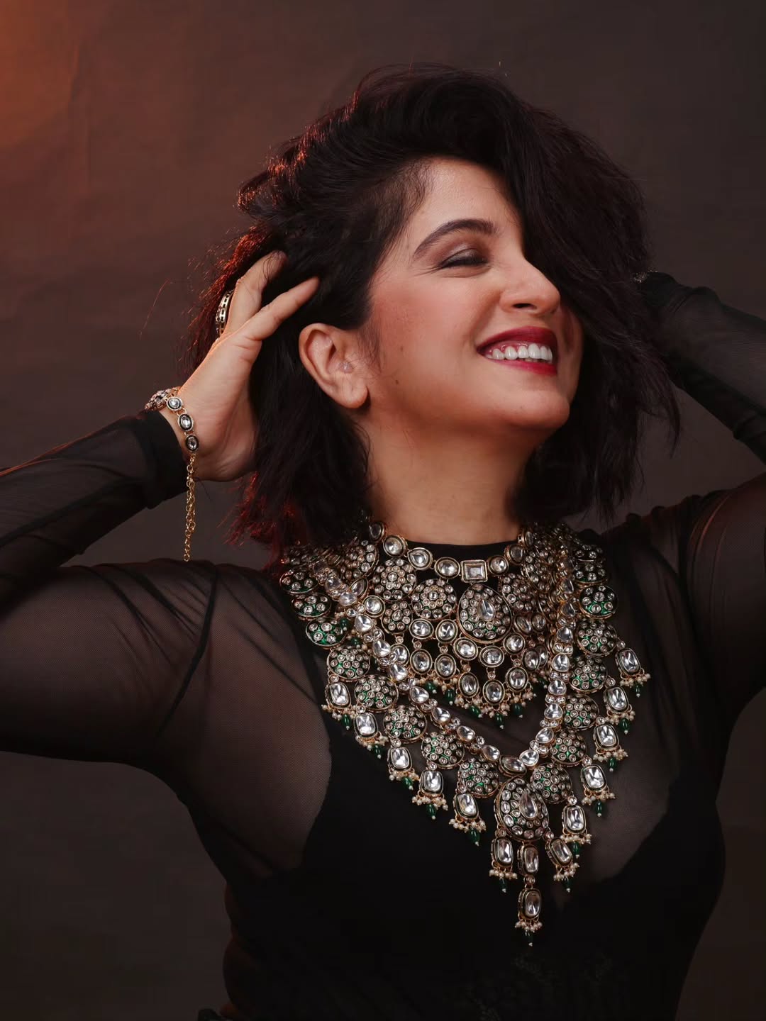 ‘Swarajya Rakshak Sambhaji’ fame Snehlata Vasaikar black glamorous look