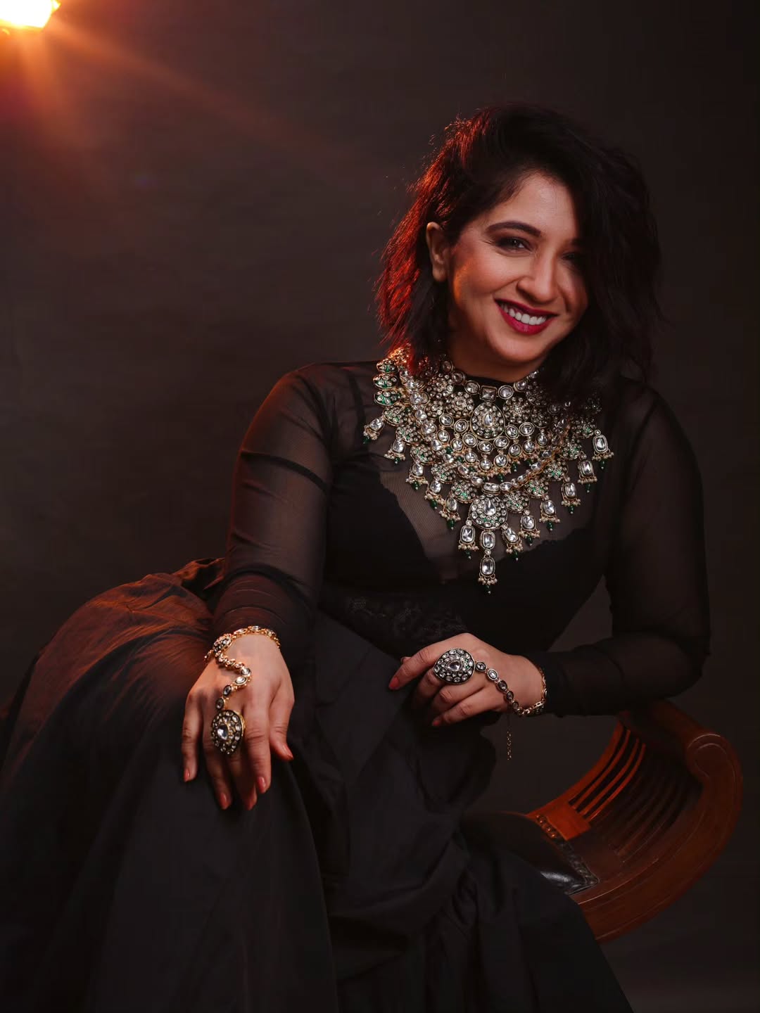 ‘Swarajya Rakshak Sambhaji’ fame Snehlata Vasaikar black glamorous look