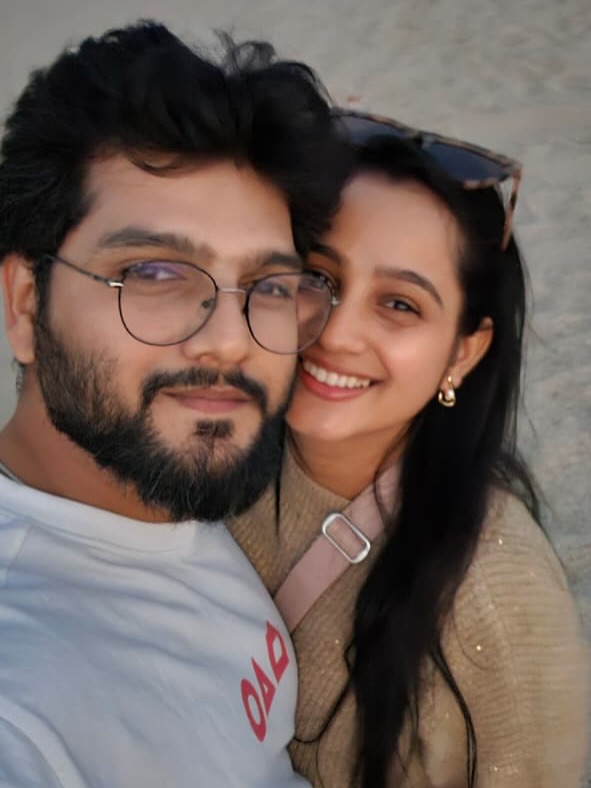 Laxmi Nivas fame actress Divya Pugavkar romantic photos with husband