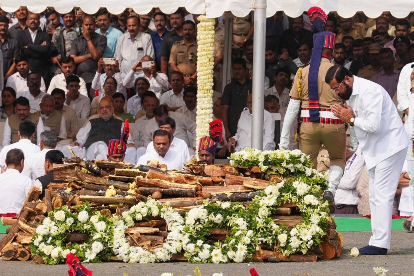 Ajit Pawar Last Rites Updates