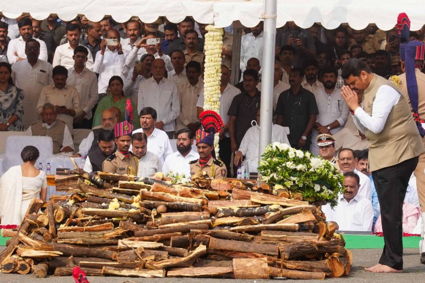 Ajit Pawar Last Rites Updates