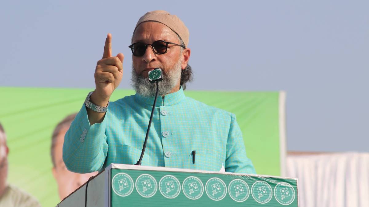 Owaisi's scathing criticism of BJP, RSS at a campaign rally in Amravati
