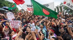 Indian Diplomats : बांगलादेशात निवडणुका, मोदी सरकारनं घेतला मोठा निर्णय; सुरक्षेच्या मुद्द्याचं दिलं कारण!