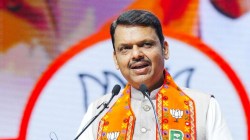 “मुंबईत श्रेय लुटणारी टोळी सक्रीय, काही अबोध बालकं…” ; देवेंद्र फडणवीस यांची टोलेबाजी