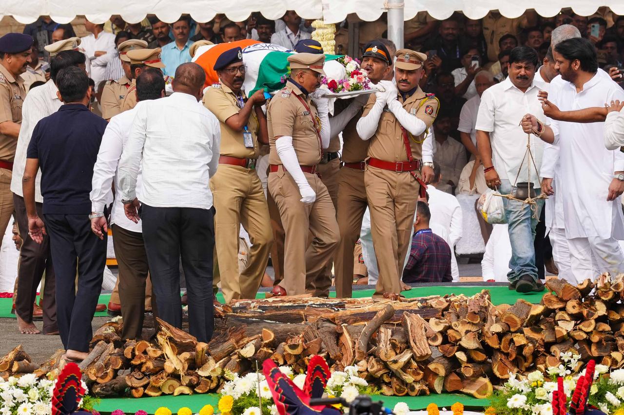 Family Members Paying Last Respect To Ajit Pawar Funeral