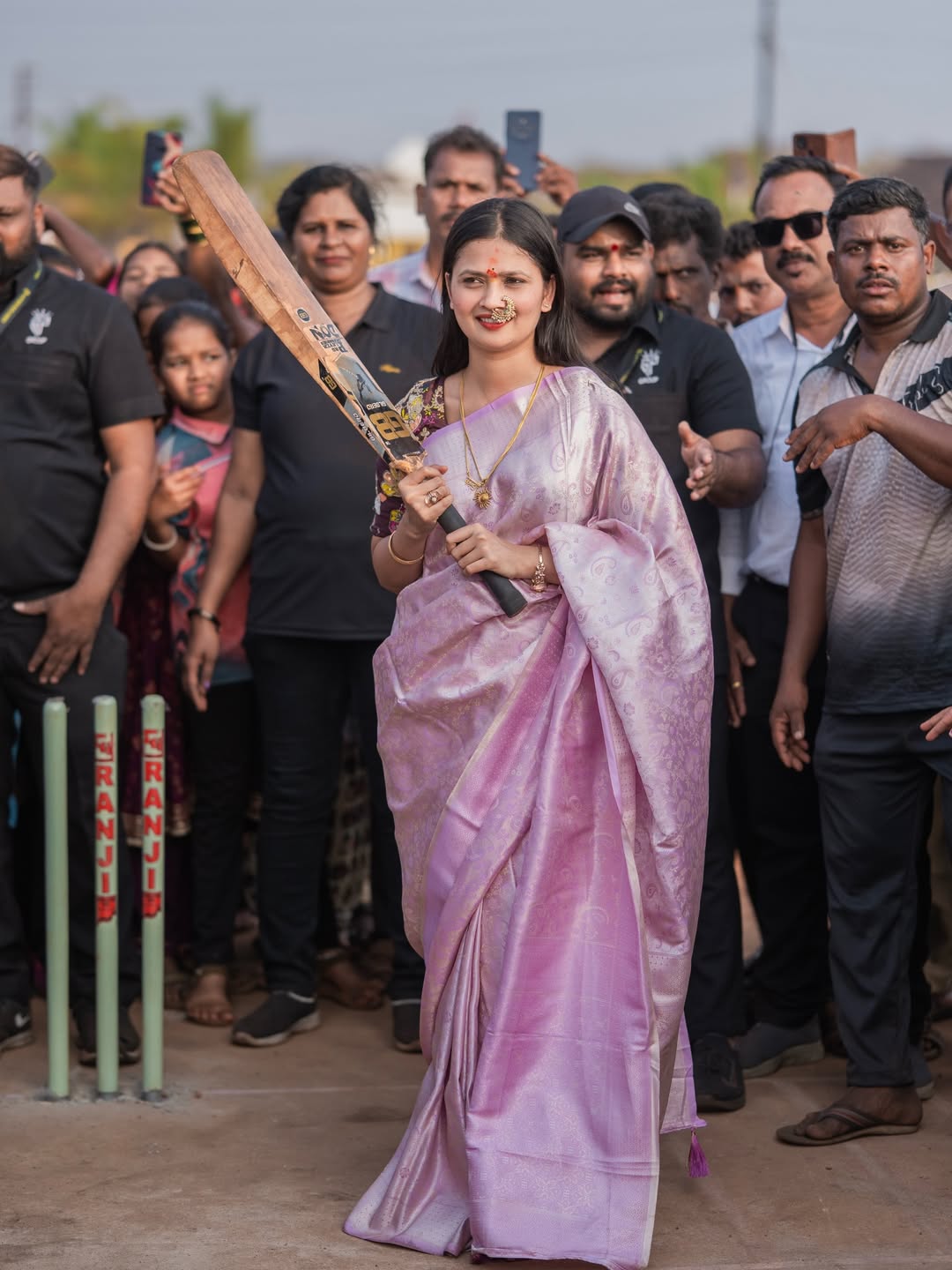 Gautami Patil Pink Saree Nath Look