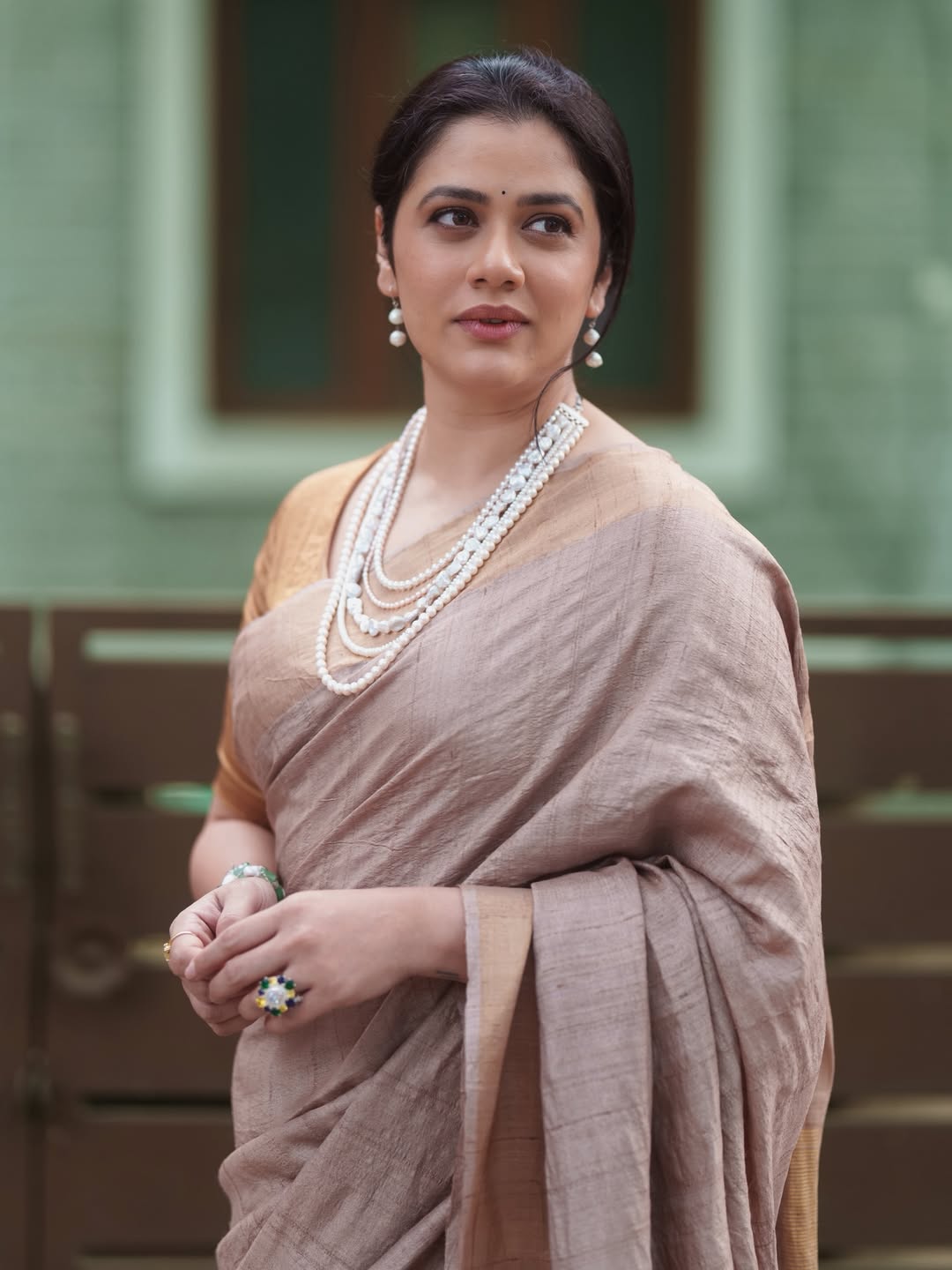 Girija Oak Godbole New Saree Look