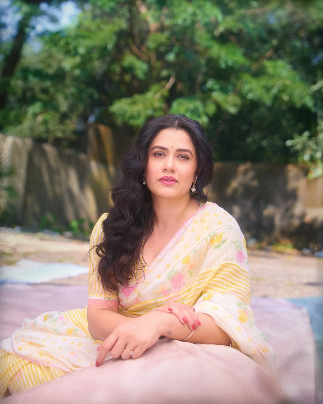 Girija Oak Godbole New Saree Look