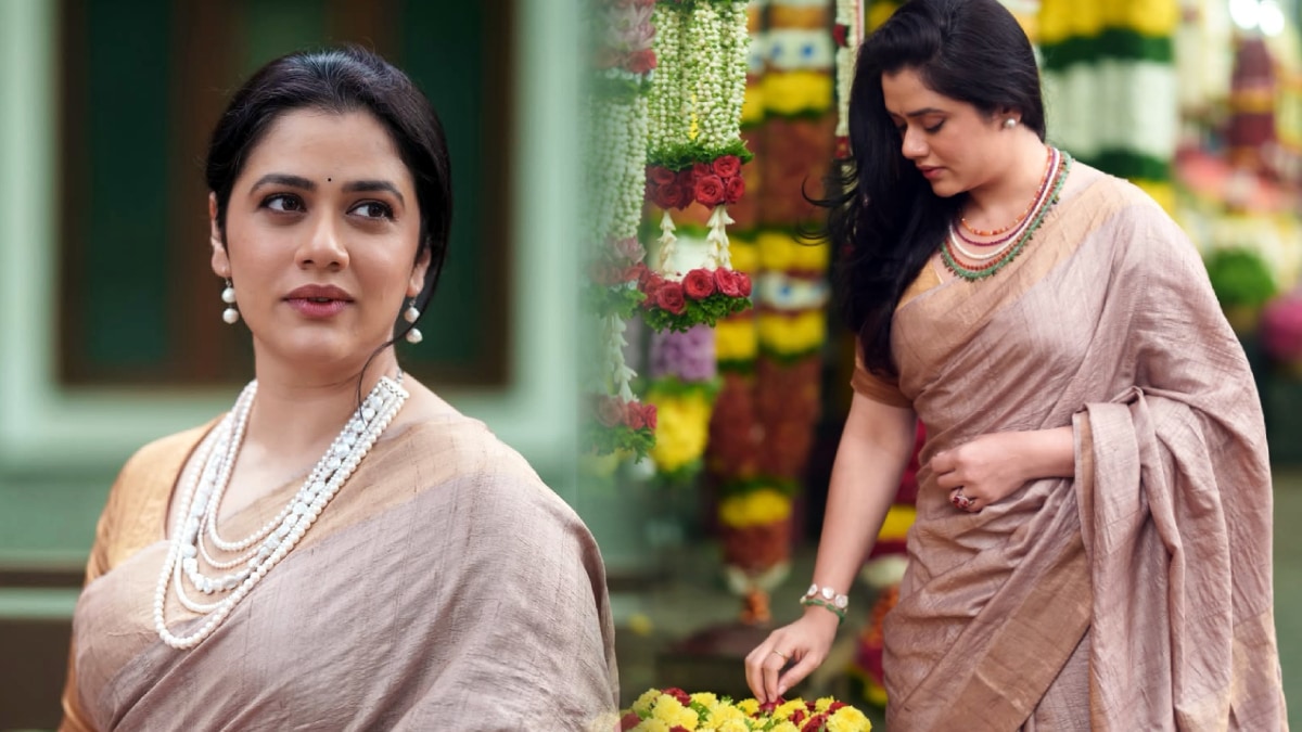 Girija Oak Godbole New Saree Look