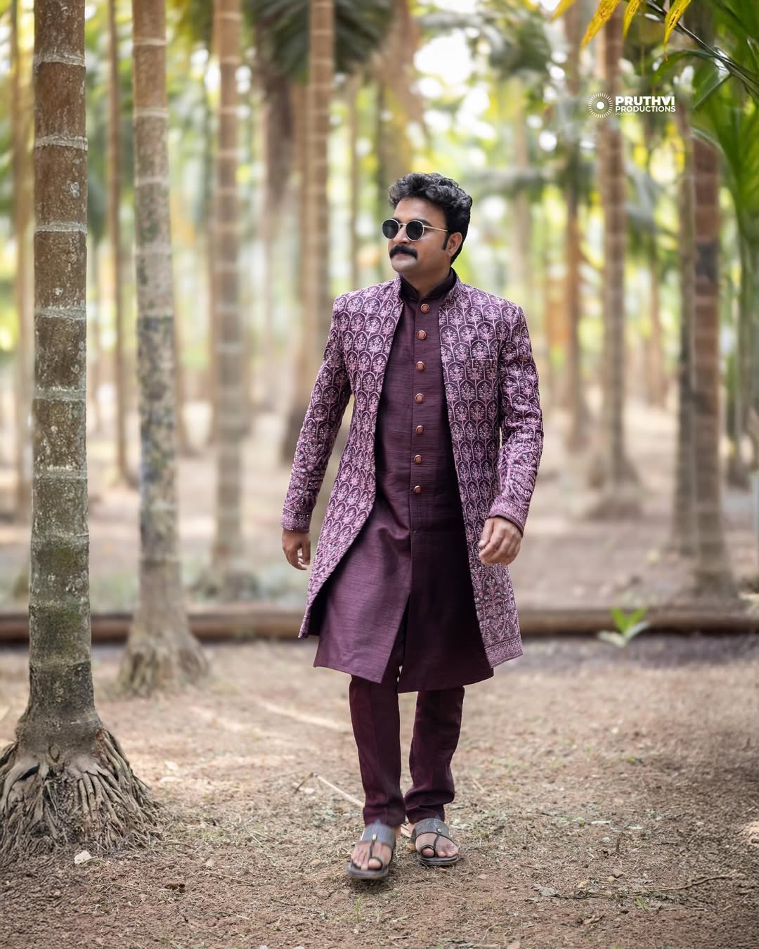 Kiran Gaikwad Vaishnavi Kalyankar Romantic Photos