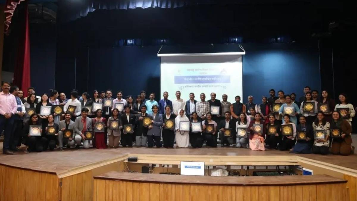 Maharashtra Health University's final team for the 'Aavishkaar' research festival