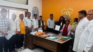 Massive public protest planned in Nashik demanding action against Girish Mahajan over Ambedkar omission issue