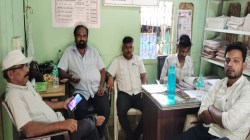 सिंधुदुर्गातील ​दोडामार्ग तालुका ‘हत्तीमुक्त’ करण्यासाठी ठिय्या आंदोलनाचा तिसरा दिवस; कर्नाटक सीमेवर १२ हत्तींच्या वावराने भीती वाढली…