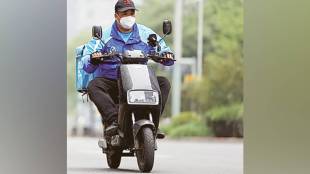 gig workers strike, quick commerce delivery, Zepto delivery policy, Swiggy 10 minute delivery, gig economy labor issues, quick commerce rider safety, government regulation on delivery ads,
