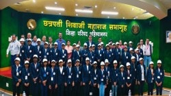 जिल्हा परिषदेचे ४२ विद्यार्थी विमानाने इस्रोच्या सहलीला…