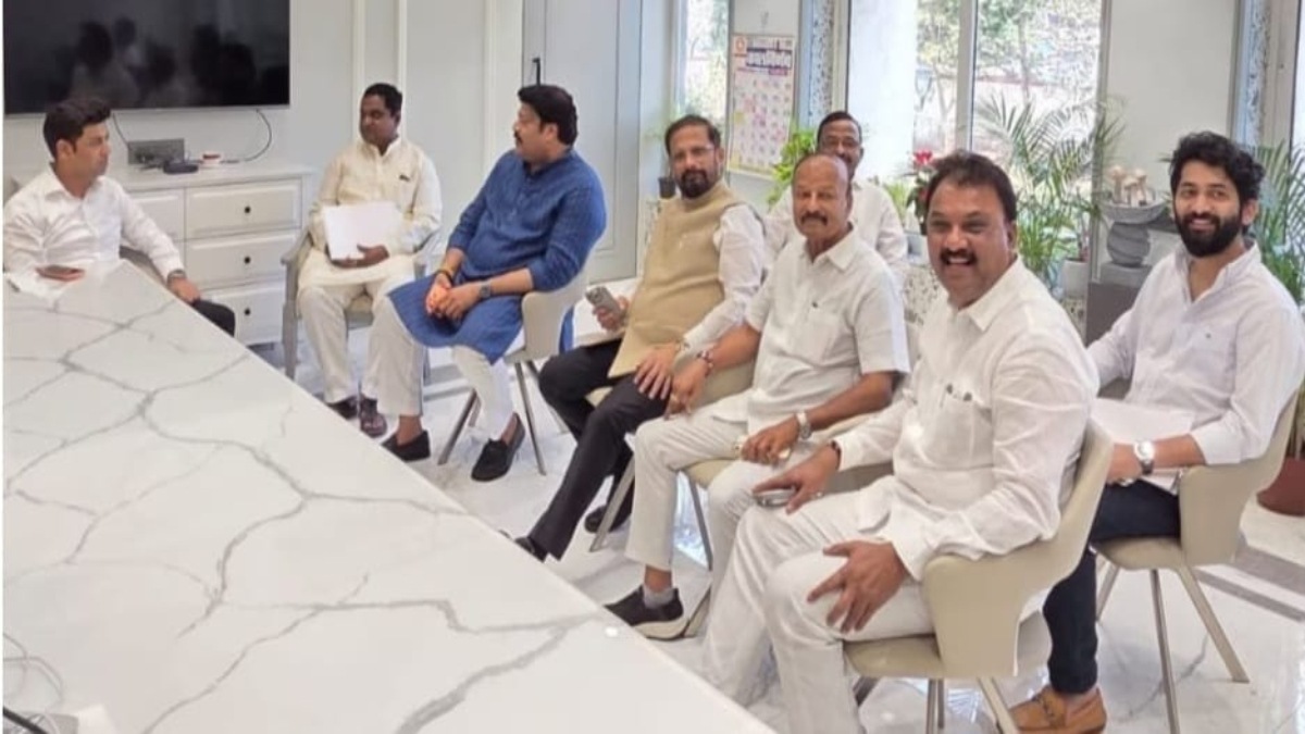 mns supports shivsena in kalyan dombivli for development mp shrikant shinde kdmc political alliance