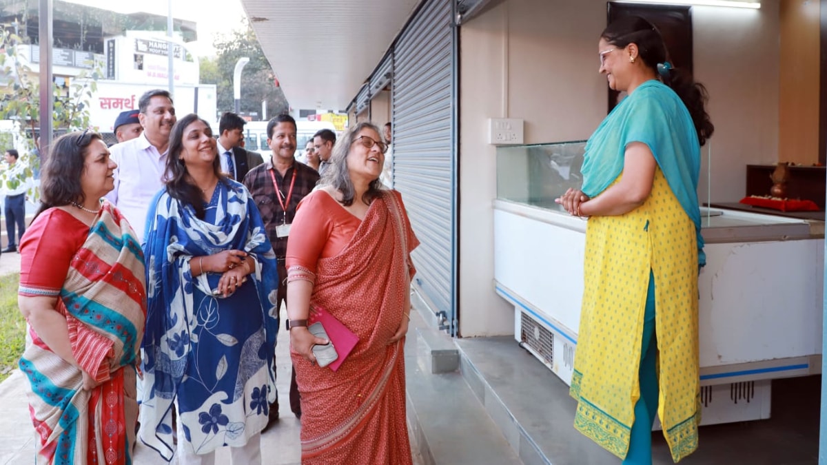 skill development ministry secretary devashree mukherjee pcmc visit sakhi angan akurdi women entrepreneurs pune