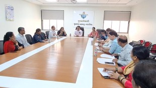 Badlapur school van assault case school management under probe Child Rights Commission orders inquiry