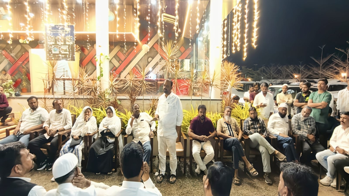 Malegaon Mayor Election BJP Congress Islam Party Alliance Strange Political Twist