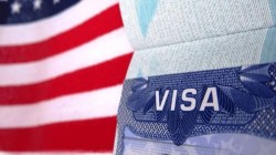US Visa: अमेरिकेने एका वर्षात रद्द केले एक लाखांहून अधिक व्हिसा, नेमकं कारण काय ?