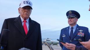 Donald trump iran protest