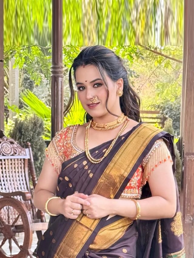 Prajakta Gaikwad Black Paithani Saree Look
