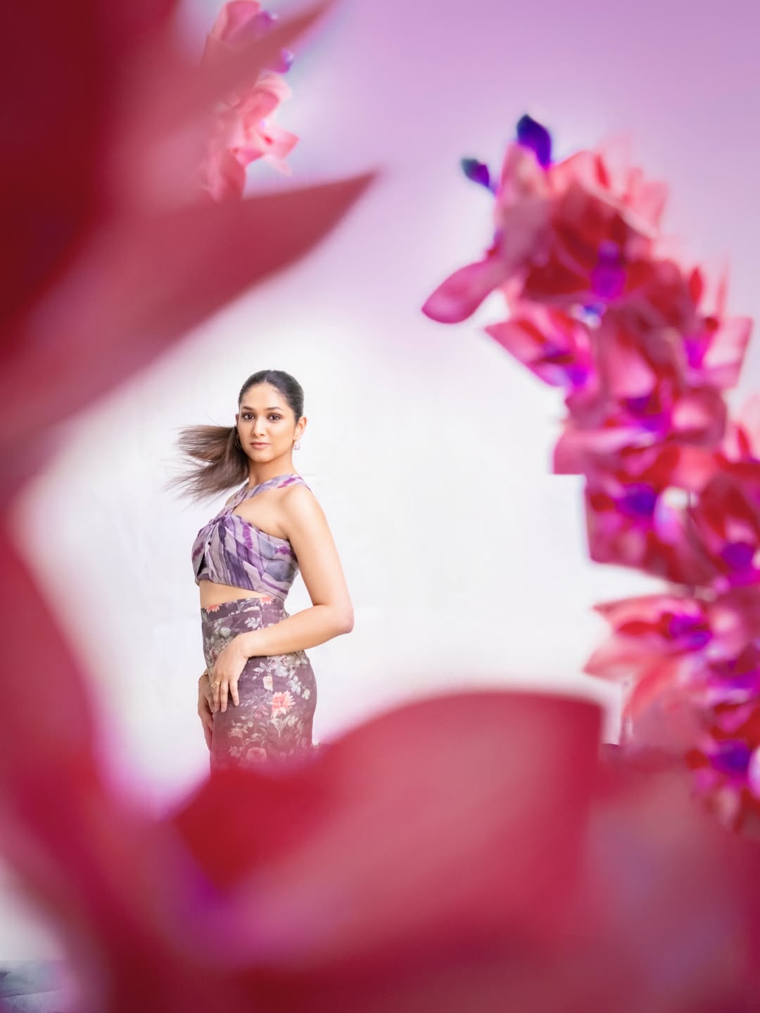 Priyadarshini Indalkar Lagnacha Shot Movie