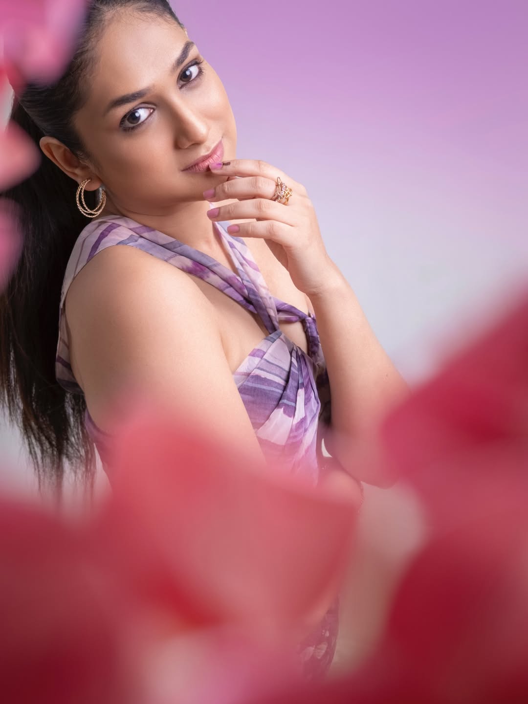 Priyadarshini Indalkar Lagnacha Shot Movie