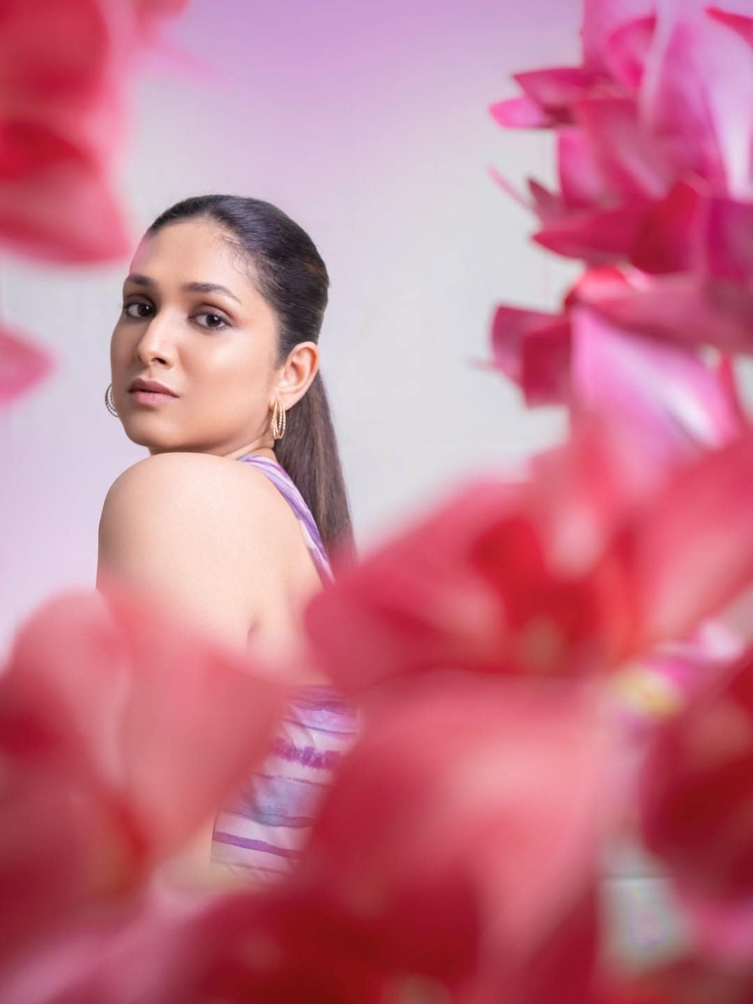 Priyadarshini Indalkar Lagnacha Shot Movie