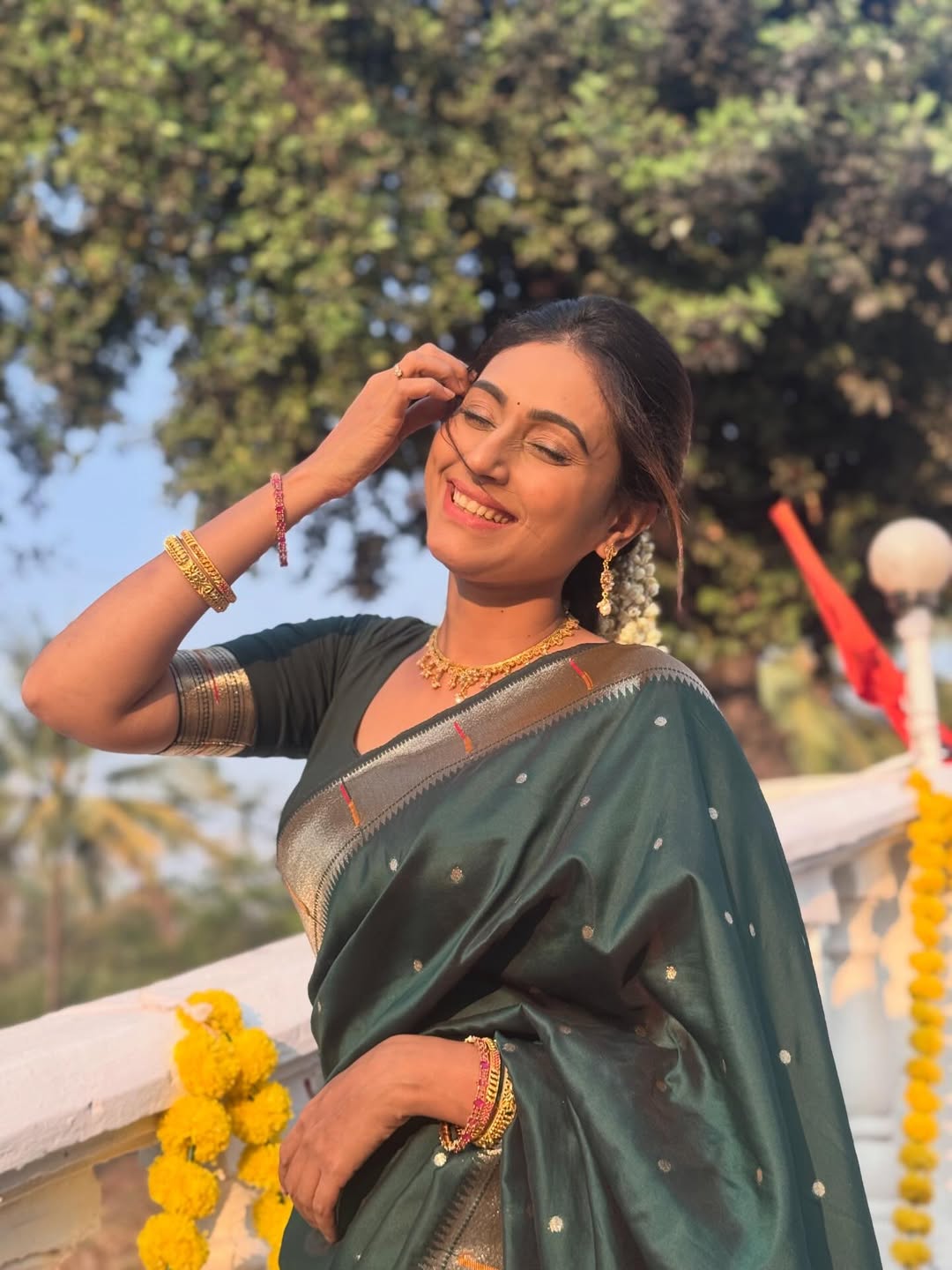 Reshma Shinde Green Muniya Paithani Saree