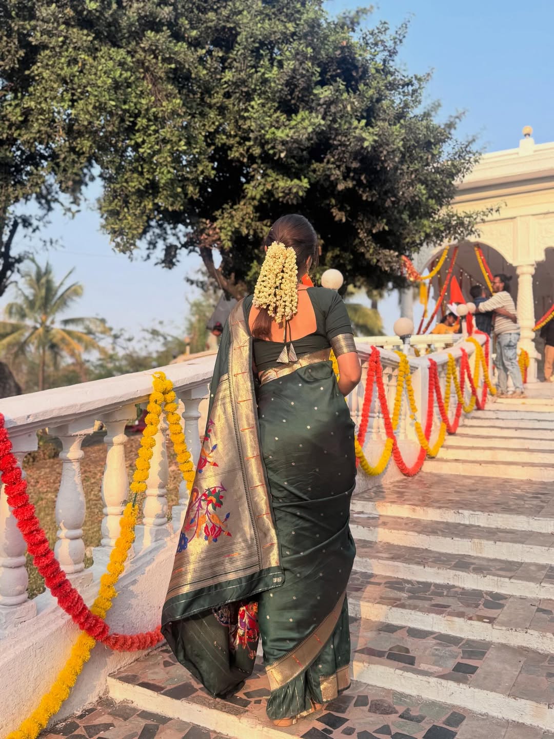 Reshma Shinde Green Muniya Paithani Saree