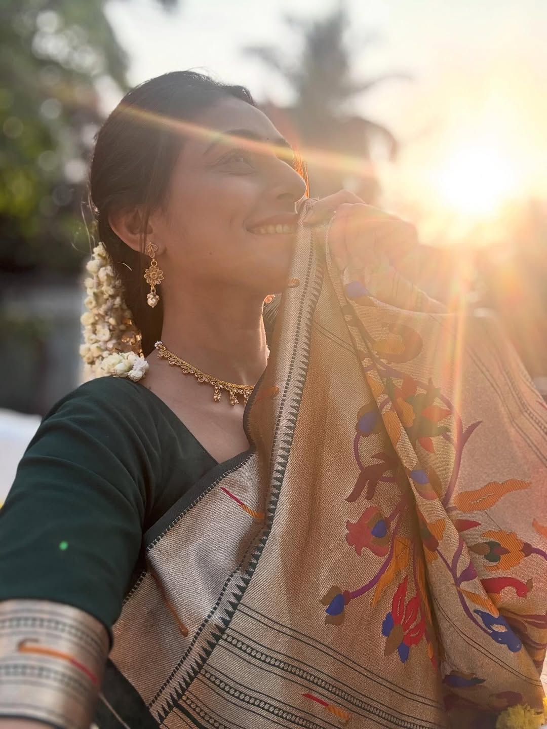 Reshma Shinde Green Muniya Paithani Saree