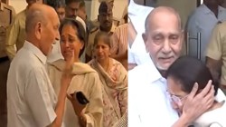 Ajit Pawar Died in Plane Crash : अजित पवारांचा अपघाती मृत्यू, सुप्रिया सुळे बारामतीला पोहचताच विठ्ठल मणियार यांच्या गळ्यात पडून ढसाढसा रडल्या