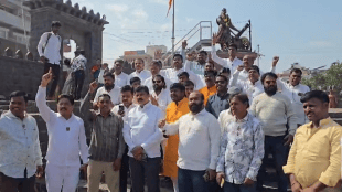 Sambhaji Brigade warns Vishwas Patil to apologize, alleging that Chhatrapati Sambhaji Maharaj defamed through the novel Sambhaji