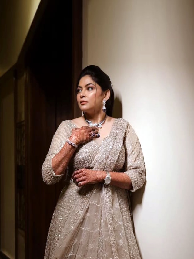 Shweta Shinde Silver Lehenga Look