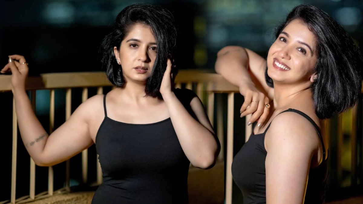 Snehlata Vasaikar Black One Piece Dress Look