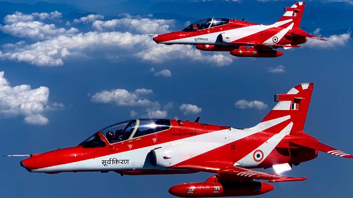 Nashik Air Show attracts massive response with fifteen thousand tickets sold for first-ever aerobatic event