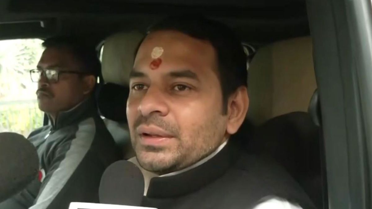 Tej Pratap Yadav's Sharp Attack on Rahul Gandhi Over Ayodhya Temple Visit