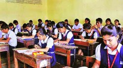 महाविद्यालयाचे चिप-आधारीत ओळखपत्रच बनेल विद्यार्थ्यांसाठी प्रीपेड कार्ड; एनपीएसटी, इन्फिनिटीच्या भागीदारीतून प्रस्तुती