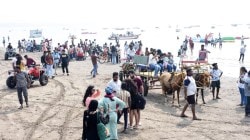 Konkan Tourism: सलग सुटयांमुळे रायगडच्या किनाऱ्यावर पर्यटकांची भरती