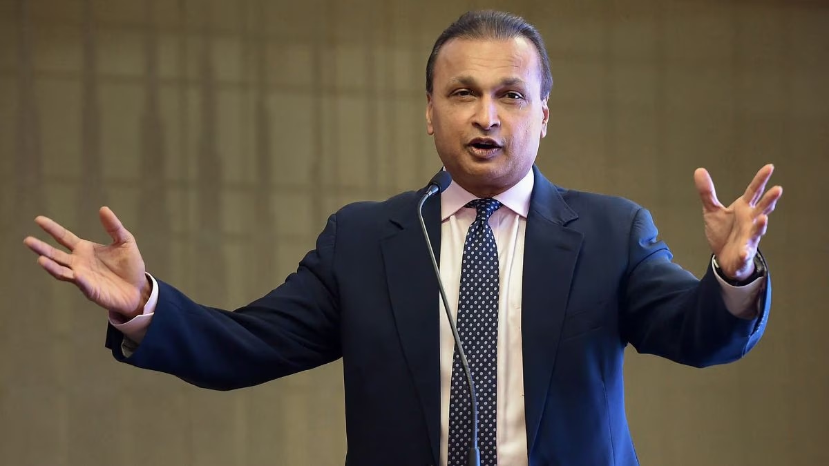Rs 1800 crore assets of reliance group attached in money laundering case