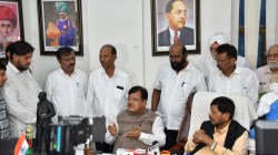 ‘रिपाइं’ला ठेंगा, भाजपने मुंबईत एकही जागा सोडली नाही, ‘रिपाइं’ उमेदवार इतक्या जागी लढत आहेत स्वबळावर