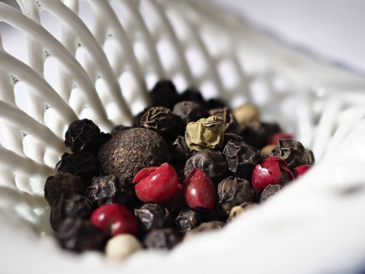 benefits of black paper