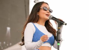 bollywood singer neha kakkar cryptic social media post about taking break from responsibilities relationships and work